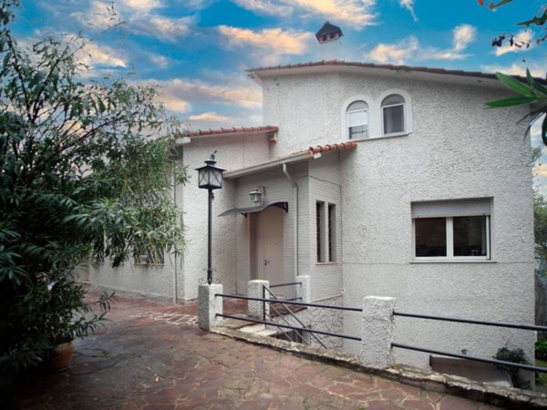 casa indipendente in vendita a Rimini