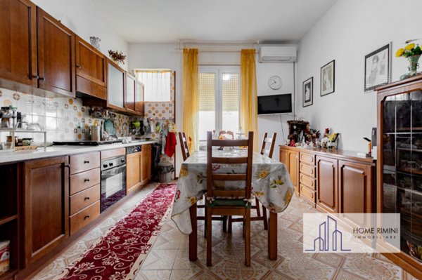 appartamento in vendita a Rimini in zona Miramare di Rimini