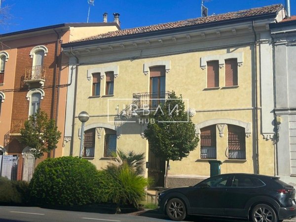 casa indipendente in vendita a Rimini in zona Centro Storico