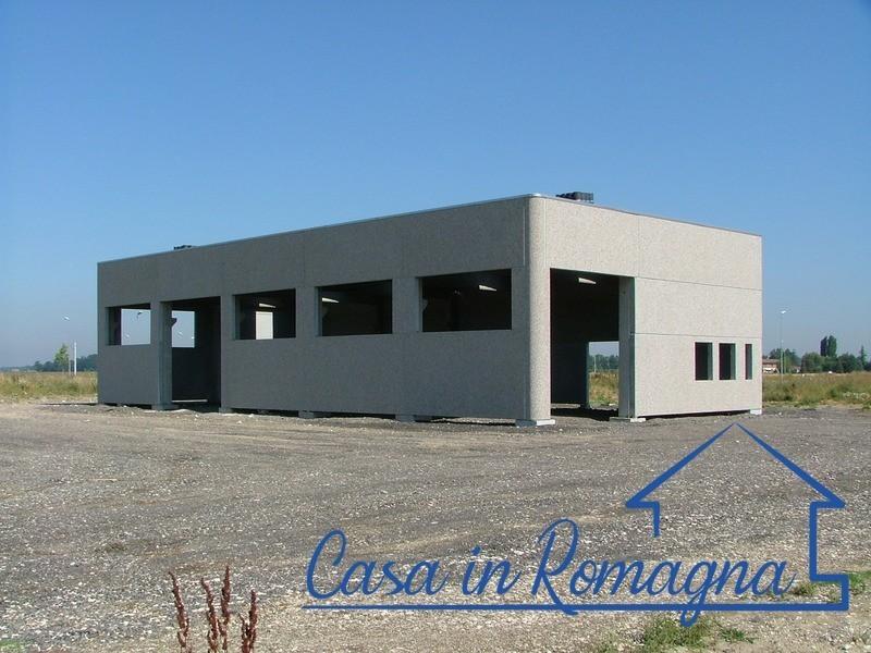 negozio in vendita a Rimini in zona Viserba
