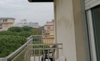 negozio in vendita a Rimini in zona Marina Centro
