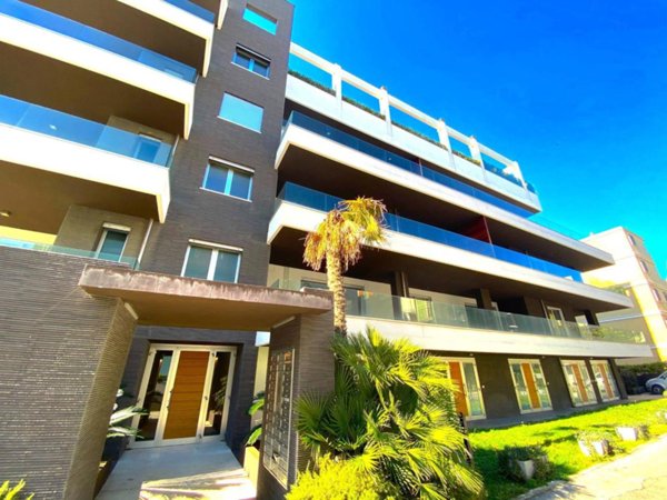appartamento in vendita a Rimini in zona Miramare di Rimini