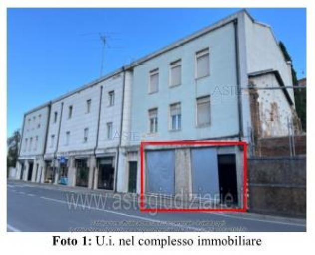 negozio in vendita a Rimini in zona Borgo San Giovanni