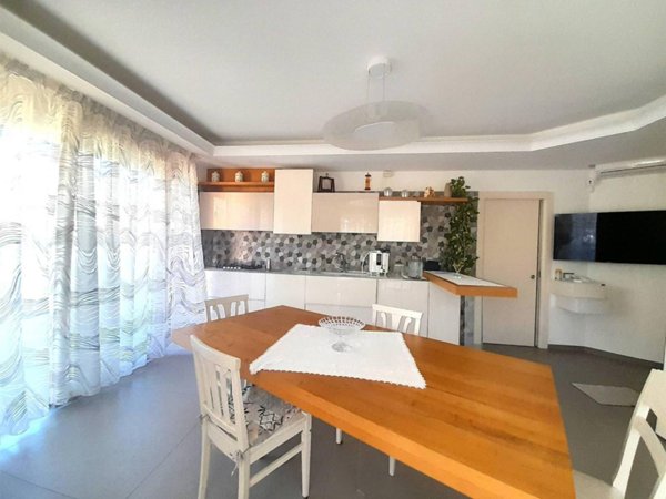 appartamento in vendita a Rimini in zona Miramare di Rimini