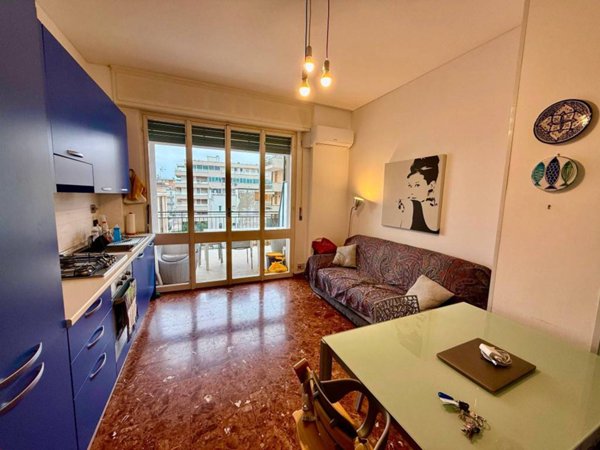 appartamento in vendita a Rimini in zona Marina Centro