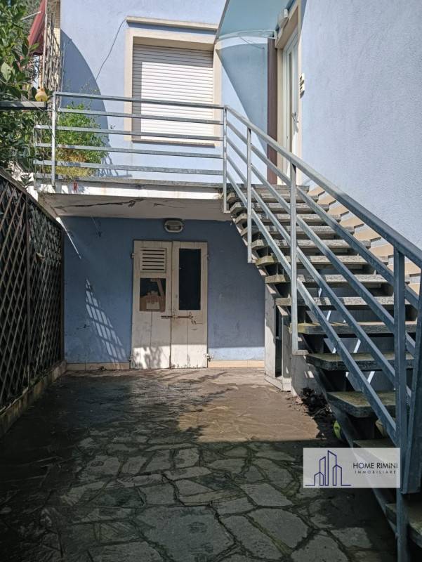 casa indipendente in vendita a Rimini in zona San Giuliano a Mare