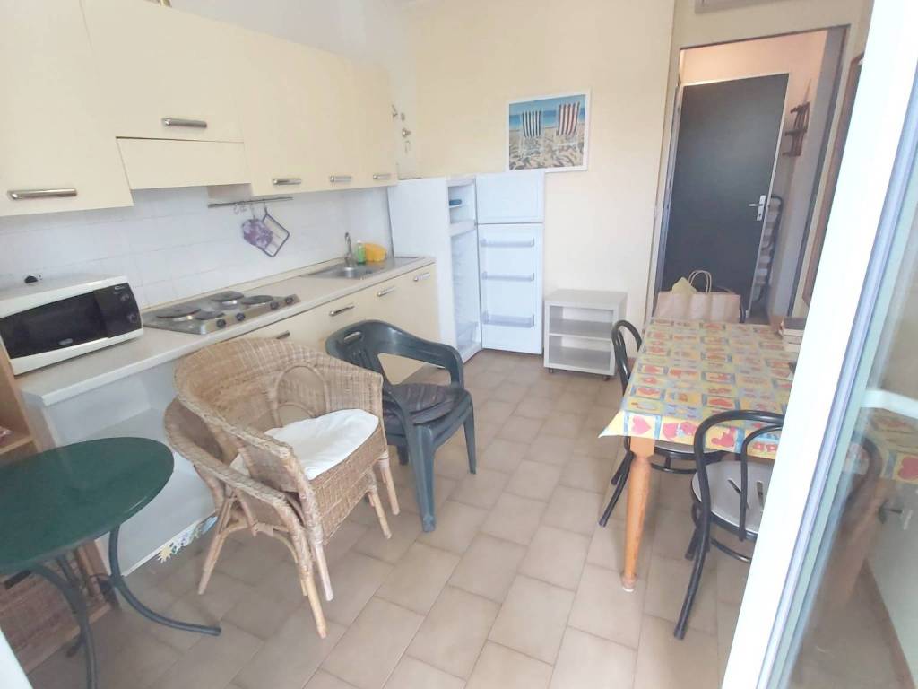 appartamento in vendita a Rimini in zona Miramare di Rimini