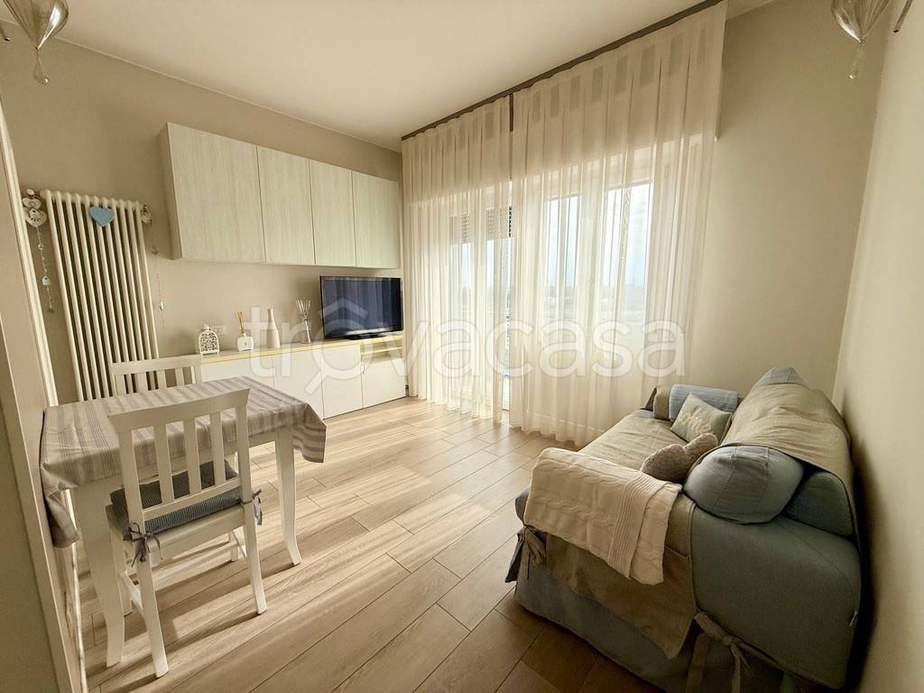 appartamento in vendita a Rimini in zona Marina Centro