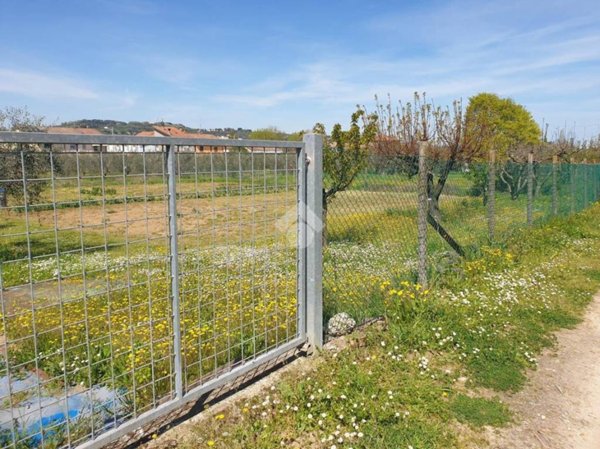 terreno agricolo in vendita a Rimini in zona Gaiofana