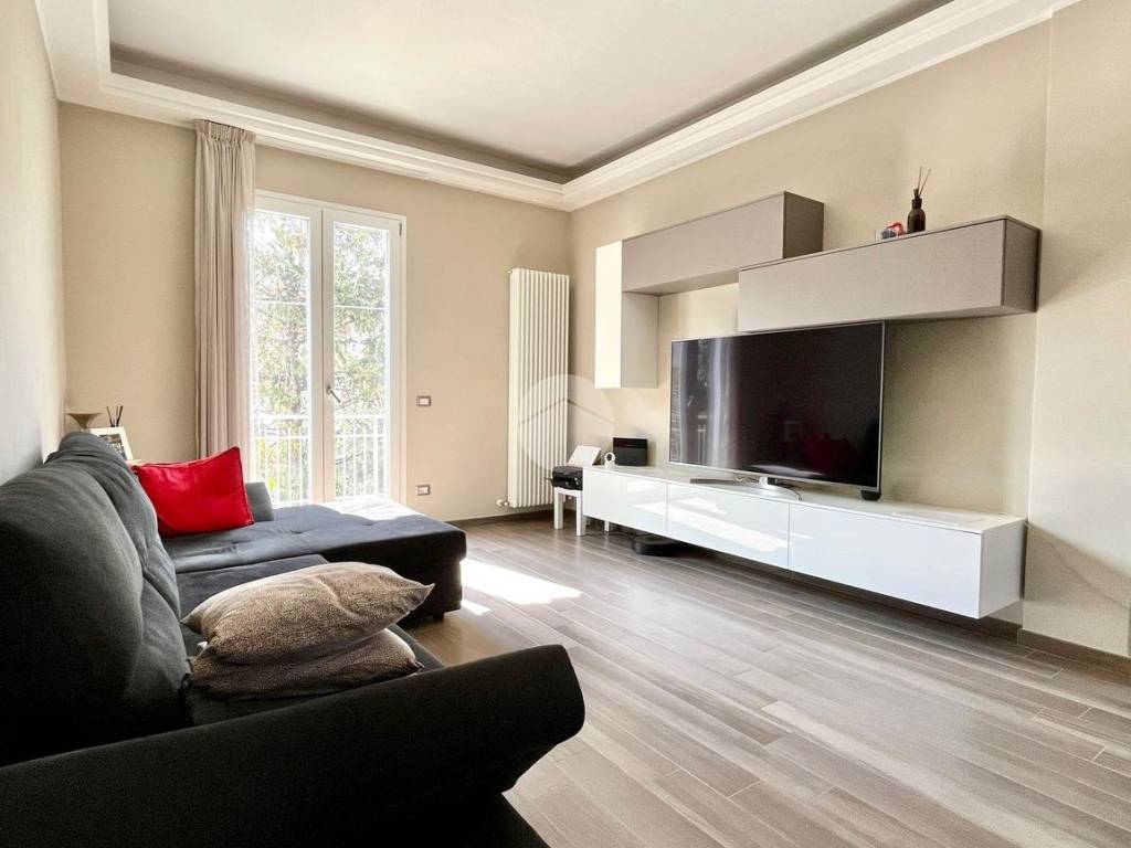 appartamento in vendita a Rimini in zona Lagomaggio