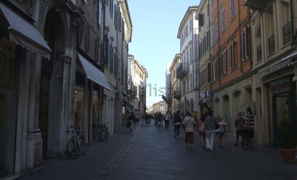 negozio in vendita a Rimini in zona Centro Storico