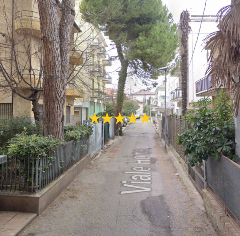 appartamento in vendita a Rimini in zona Marina Centro
