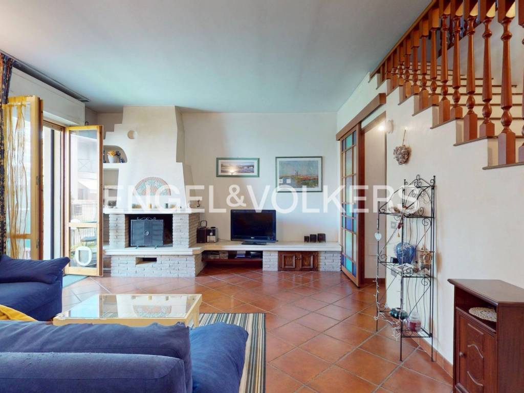 casa indipendente in vendita a Rimini in zona Viserba