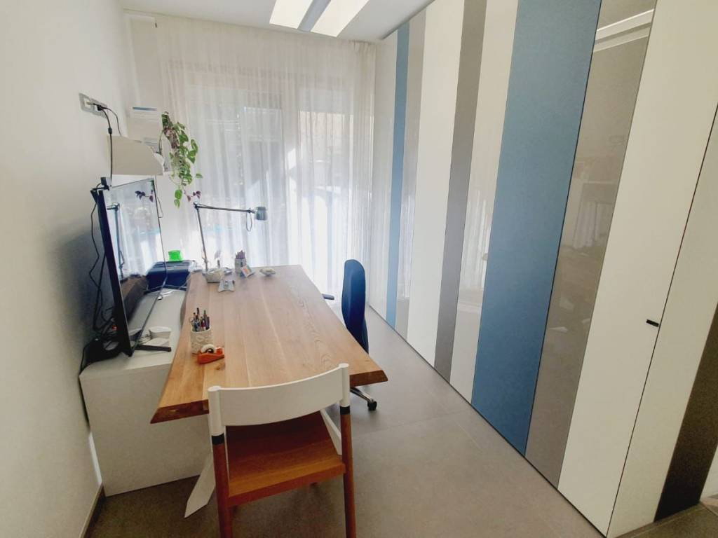 appartamento in vendita a Rimini in zona Miramare di Rimini