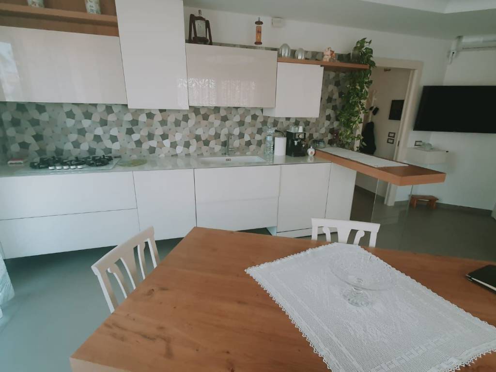 appartamento in vendita a Rimini in zona Miramare di Rimini