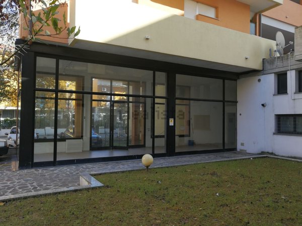 appartamento in vendita a Rimini in zona Miramare di Rimini