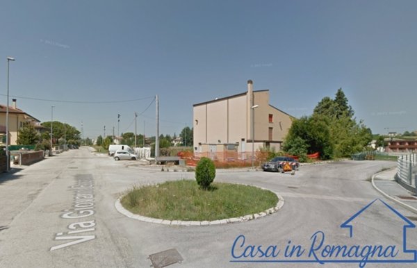 esavano in vendita a Rimini in zona Marina Centro