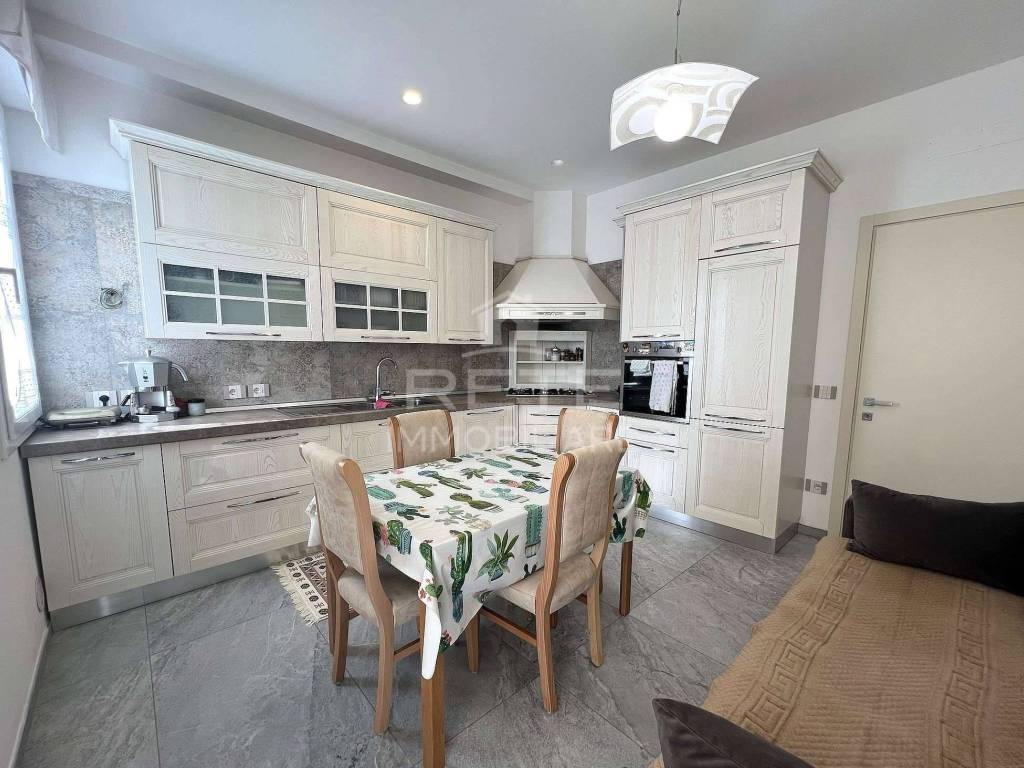 casa indipendente in vendita a Rimini in zona Torre Pedrera
