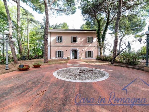 casa indipendente in vendita a Rimini in zona Centro Storico