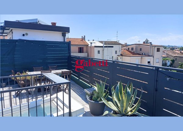 appartamento in vendita a Rimini in zona Borgo Mazzini