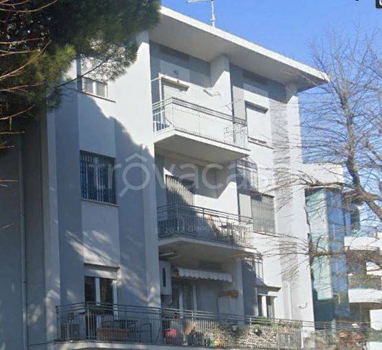 appartamento in vendita a Rimini in zona Miramare di Rimini