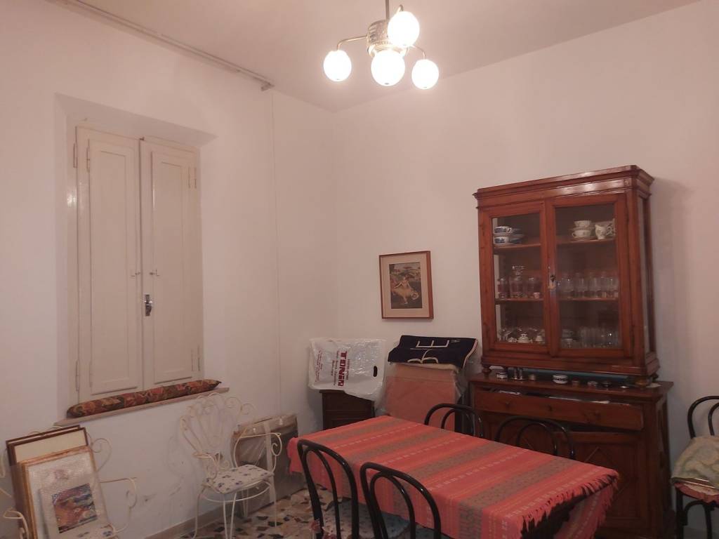 casa indipendente in vendita a Rimini in zona Marina Centro