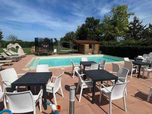 casa indipendente in vendita a Rimini in zona Vergiano