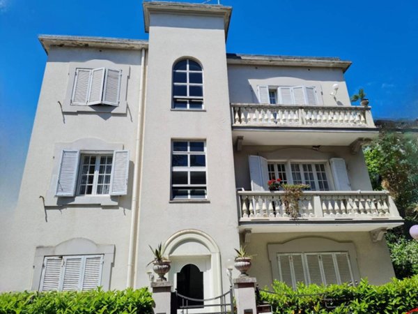 appartamento in vendita a Rimini in zona Marina Centro