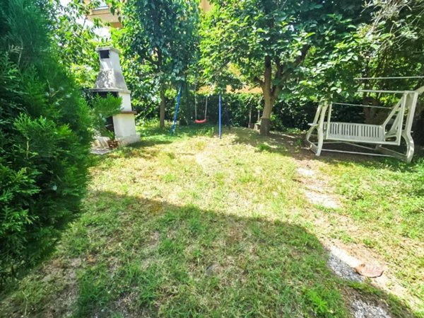 casa indipendente in vendita a Rimini in zona Viserbella