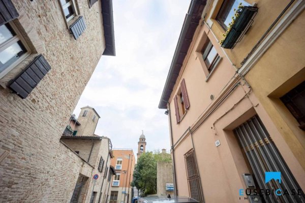 casa indipendente in vendita a Rimini in zona Centro Storico