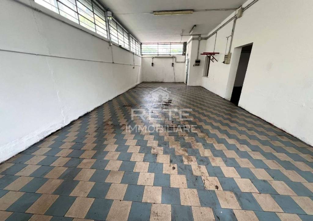 negozio in vendita a Rimini in zona Centro Storico
