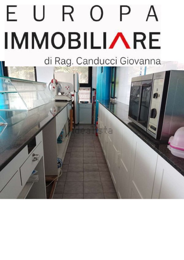 locale commerciale in vendita a Rimini in zona Celle