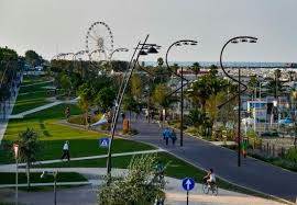 negozio in vendita a Rimini in zona Marina Centro
