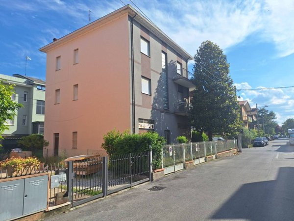 intera palazzina in vendita a Rimini in zona Bellariva