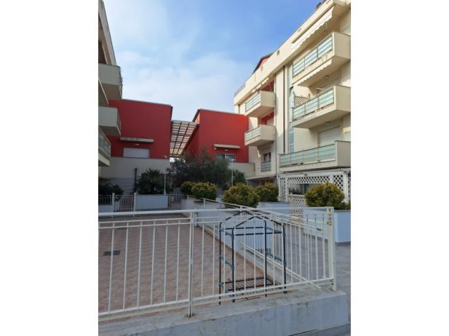 appartamento in vendita a Rimini in zona Miramare di Rimini
