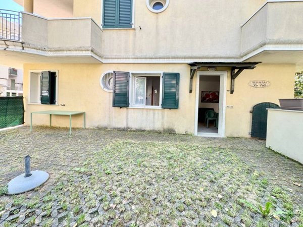 appartamento in vendita a Rimini in zona Miramare di Rimini
