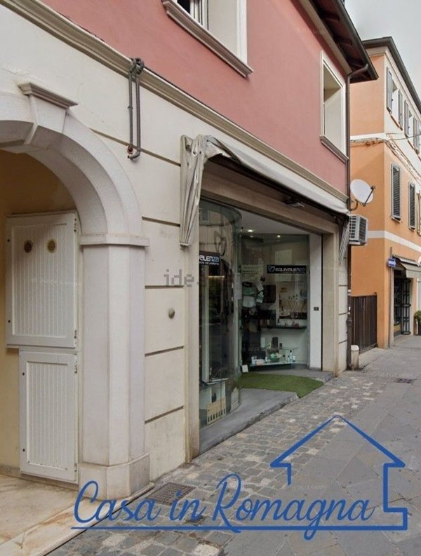 negozio in vendita a Rimini in zona Centro Storico