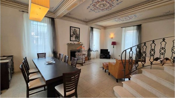 casa indipendente in vendita a Rimini in zona Viserba