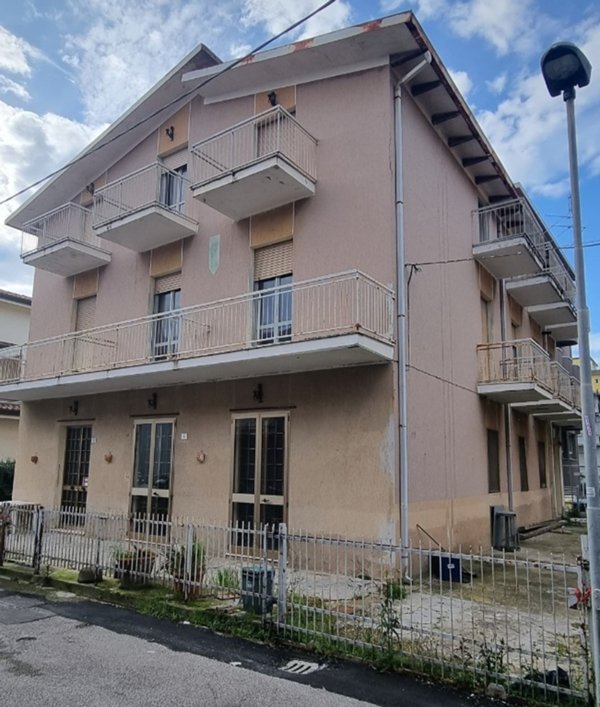 appartamento in vendita a Rimini in zona Miramare di Rimini