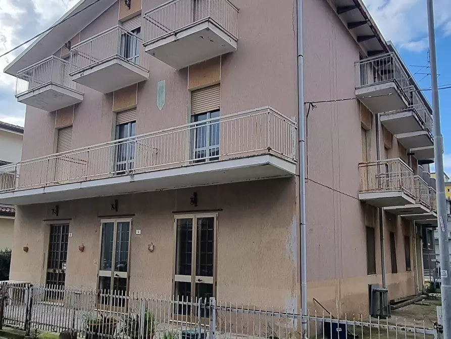 casa semindipendente in vendita a Rimini in zona Miramare di Rimini