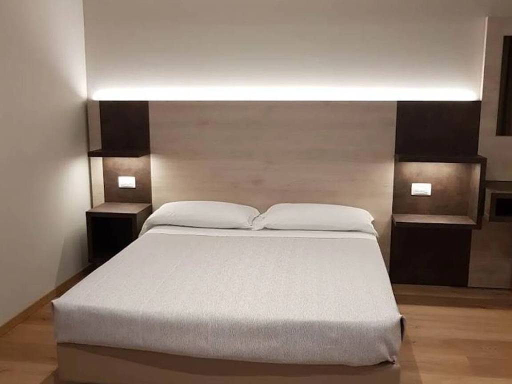 intera palazzina in vendita a Rimini in zona Rivazzurra