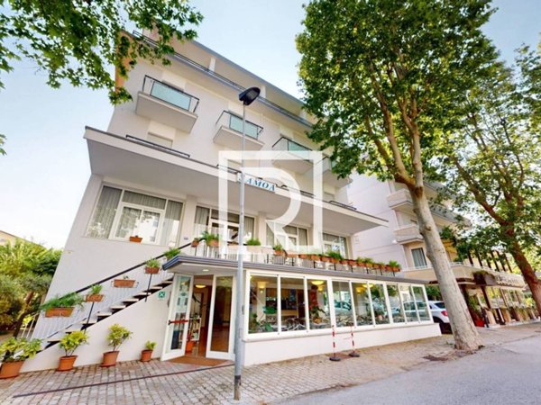 intera palazzina in vendita a Rimini in zona Viserbella