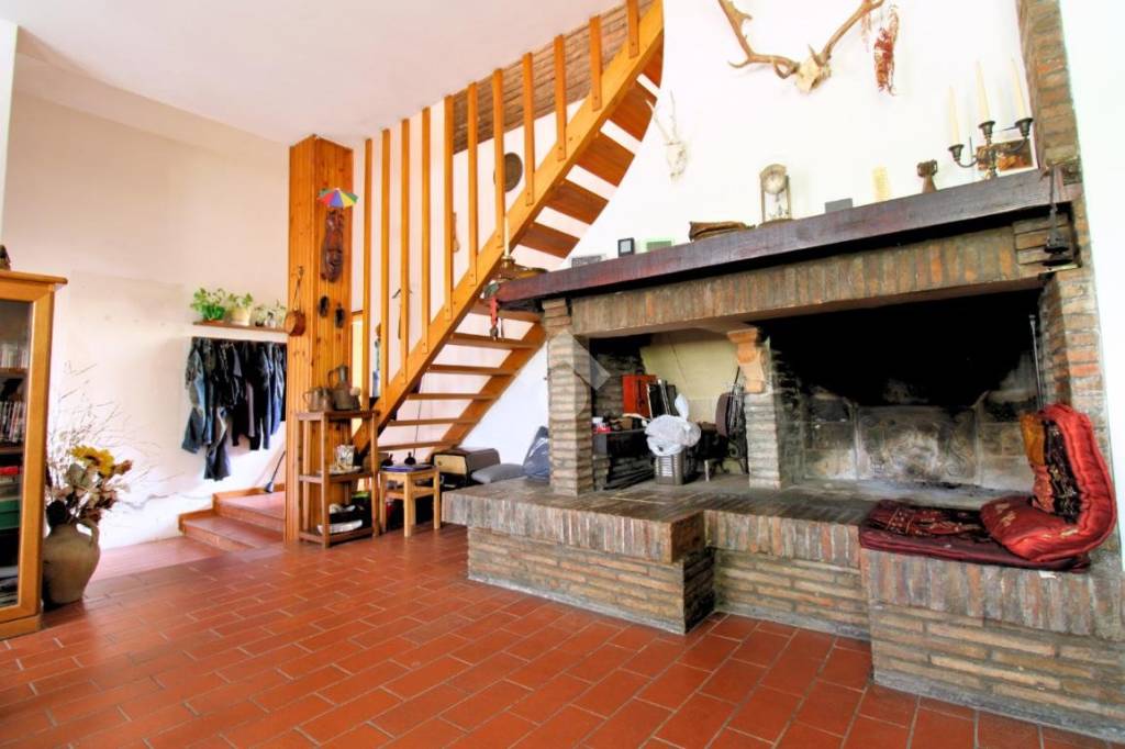 casa indipendente in vendita a Rimini in zona Gaiofana