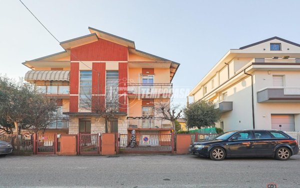 appartamento in vendita a Rimini in zona Borgo Mazzini