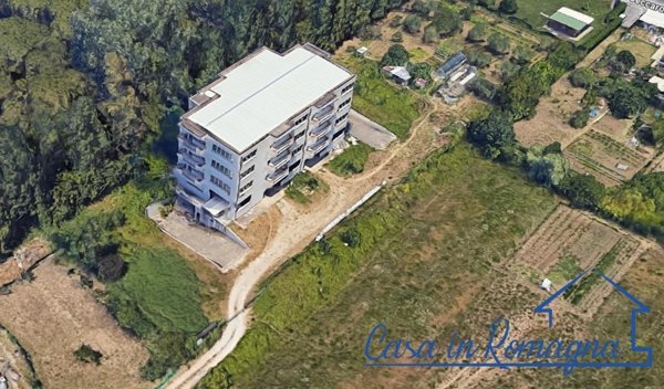 locale di sgombero in vendita a Rimini in zona Viserba