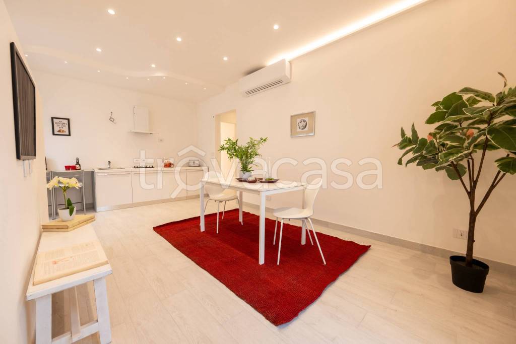 casa indipendente in vendita a Rimini