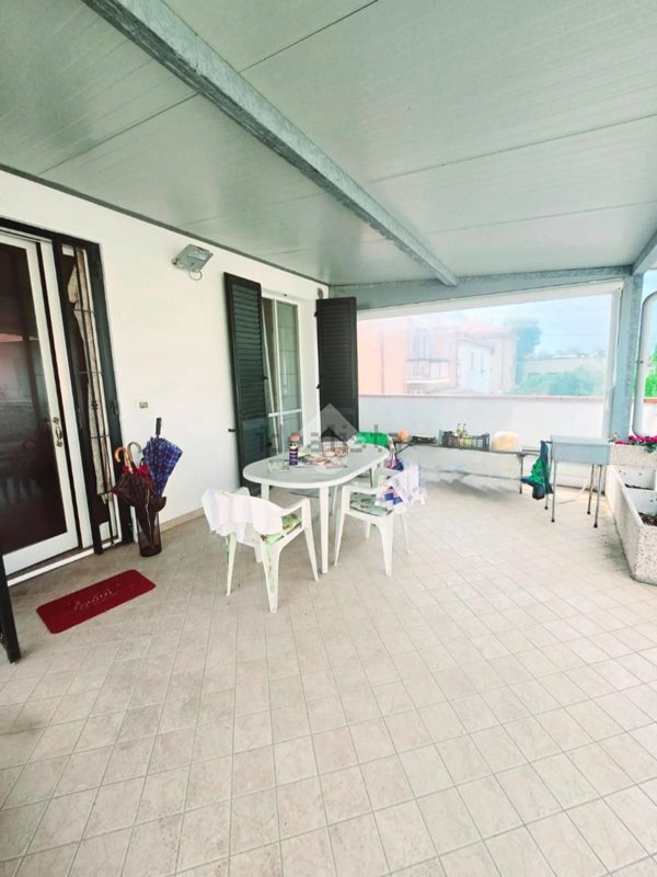 casa indipendente in vendita a Rimini in zona Viserba