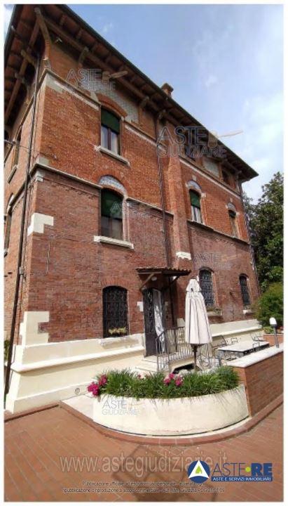 appartamento in vendita a Rimini in zona Marina Centro