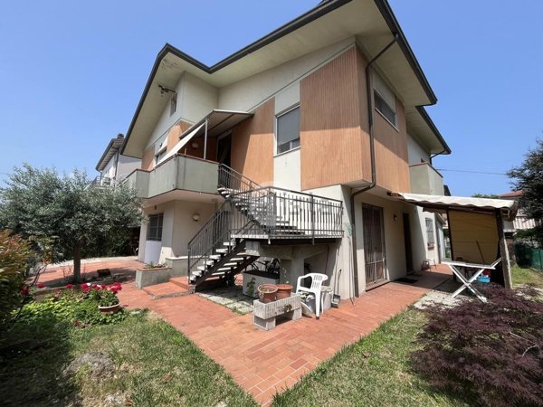 appartamento in vendita a Rimini in zona Rivabella