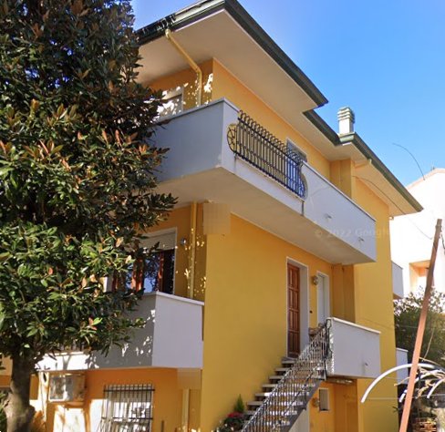 appartamento in vendita a Rimini in zona Torre Pedrera
